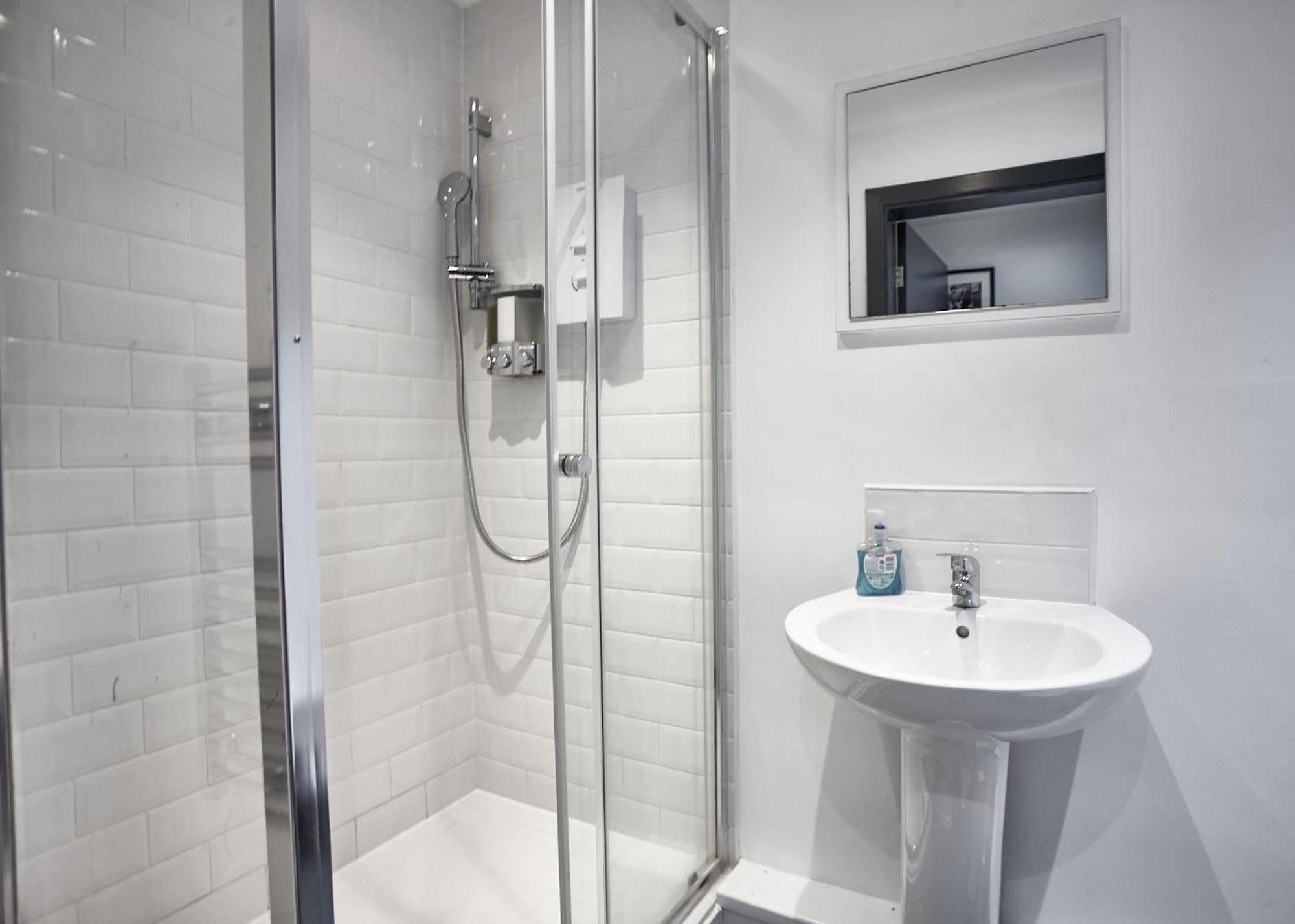 Appartement Mccartney 5 Bedrooms, 5 Bathrooms *